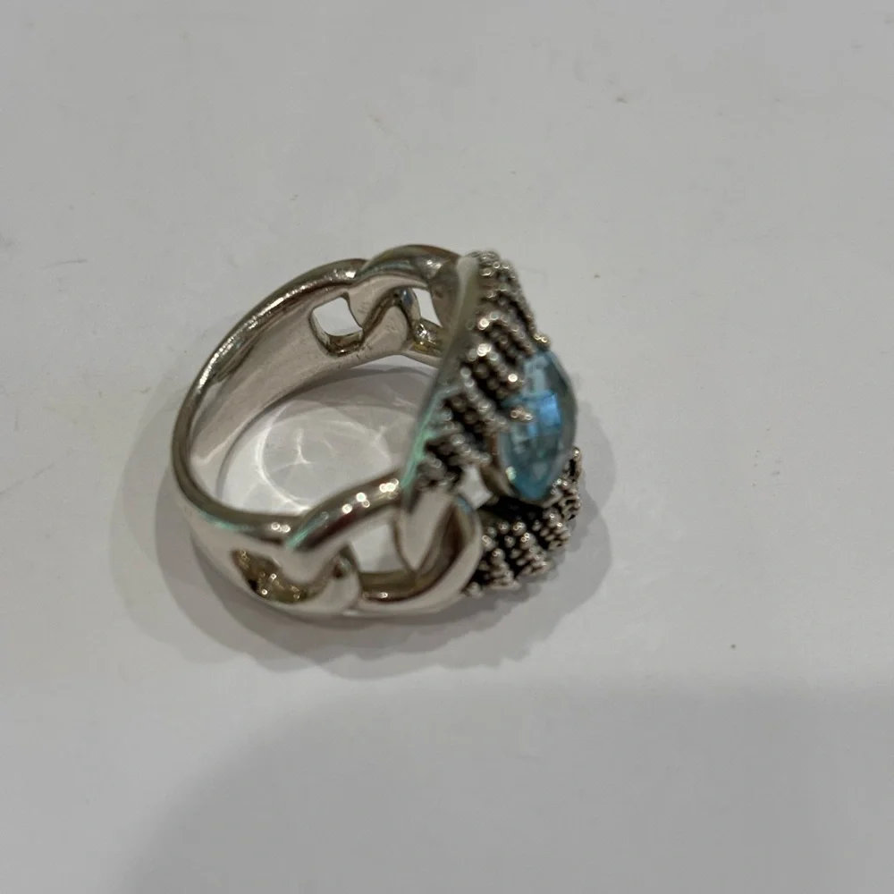 Michael Dawkins beautiful sterling and blue topaz stone. Size 8 - Picture 2 of 4